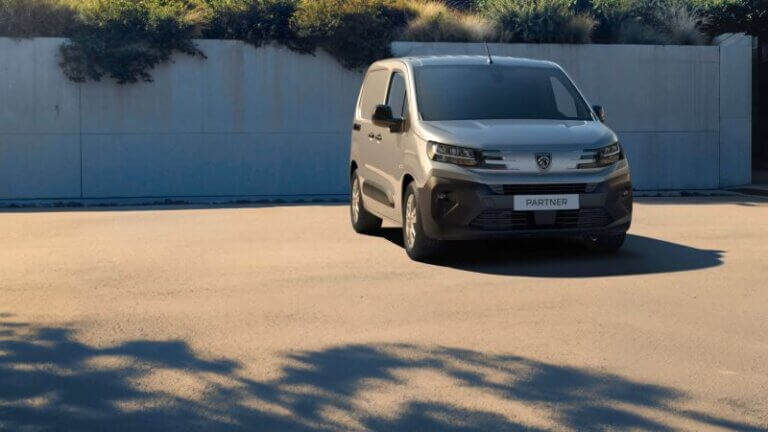 PEUGEOT Partner