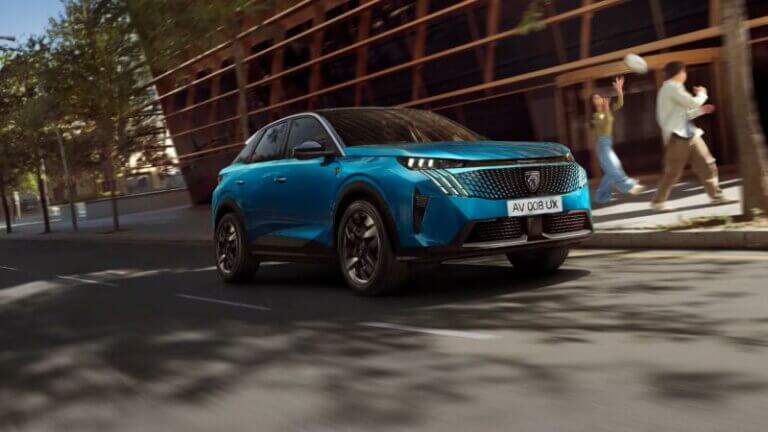 PEUGEOT 3008 Hybrid