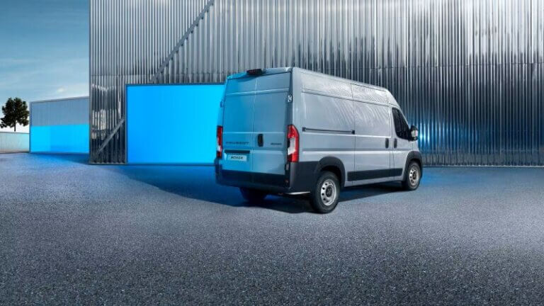 PEUGEOT Boxer